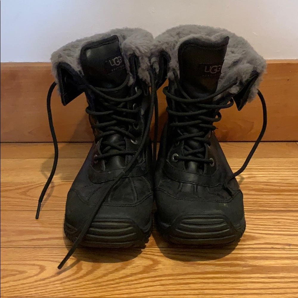 Black grey sherpa ugg snow boots